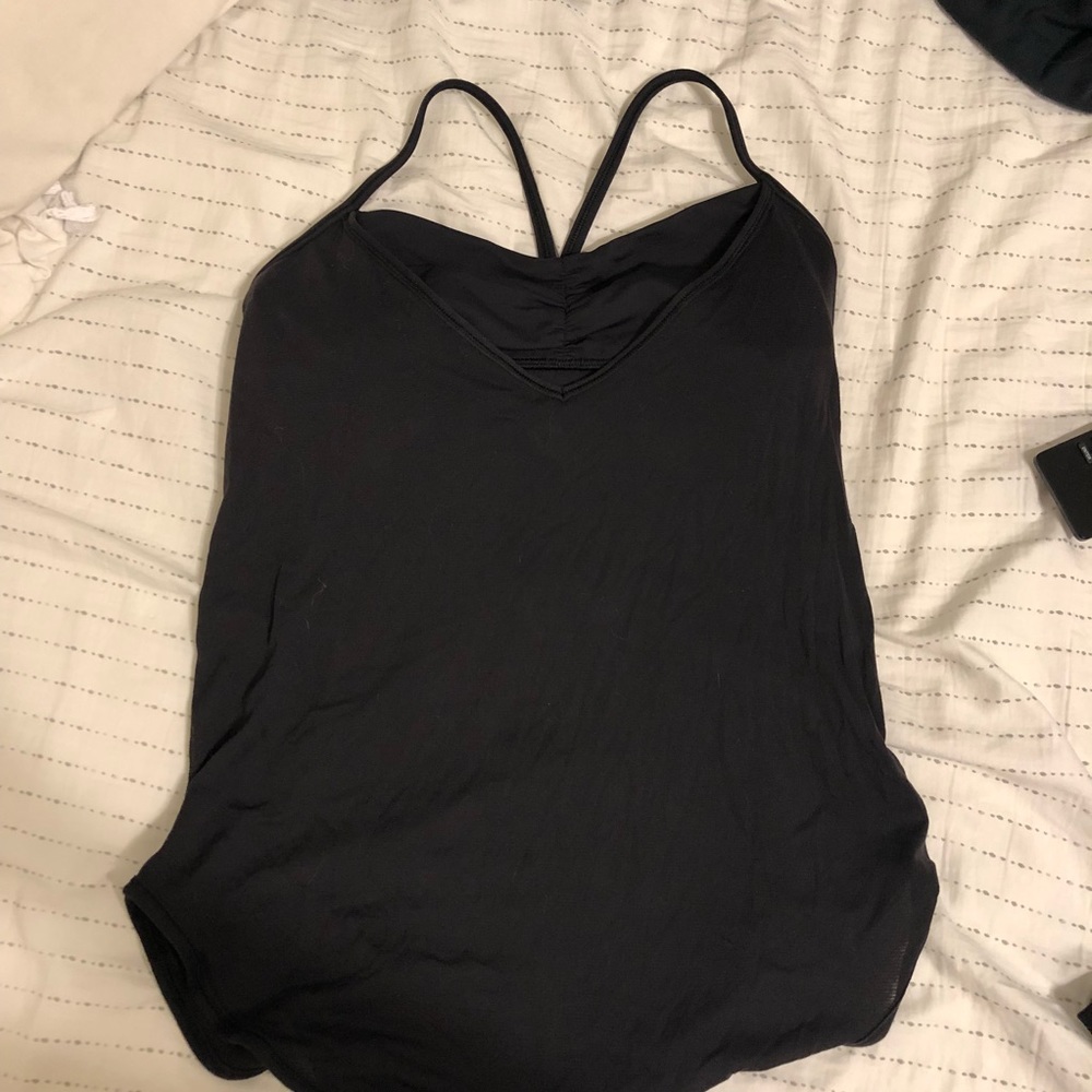 Black lululemon tank